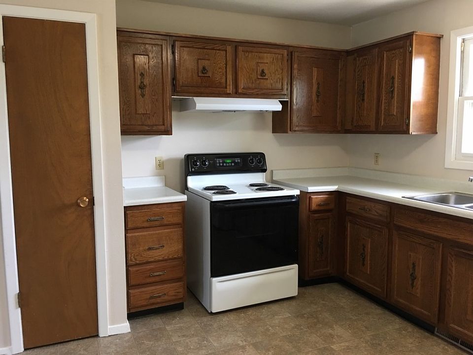 2nd image of 3510 Michigan Ave