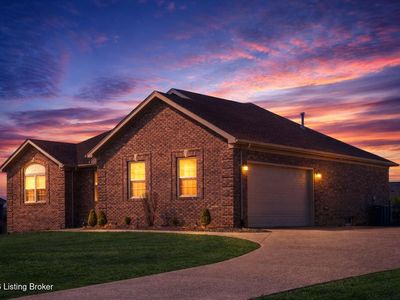 1275 Stringer Ln, Mount Washington, KY, 40047