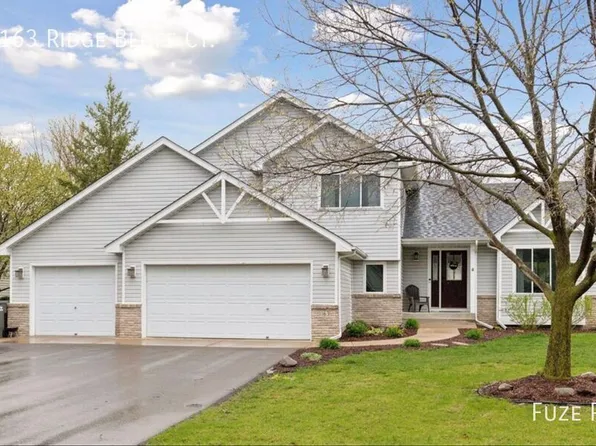 1163 Ridge Bluff Ct, Chaska, MN 55318