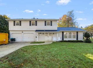 206 N Chapel Hill Dr, Battle Creek, MI 49015