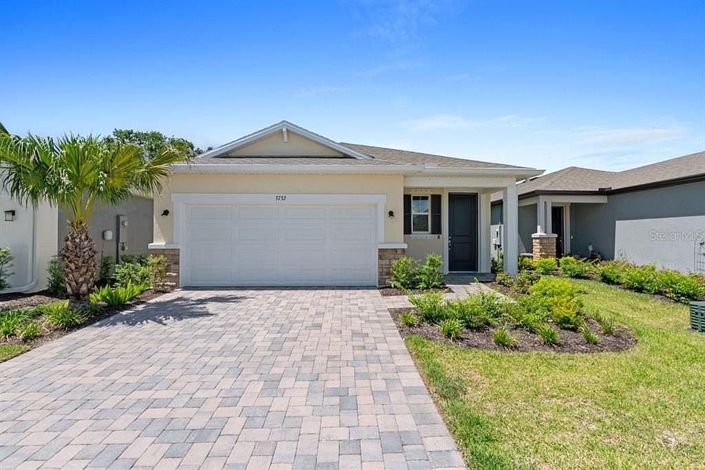 3732 Maxwell Park Dr