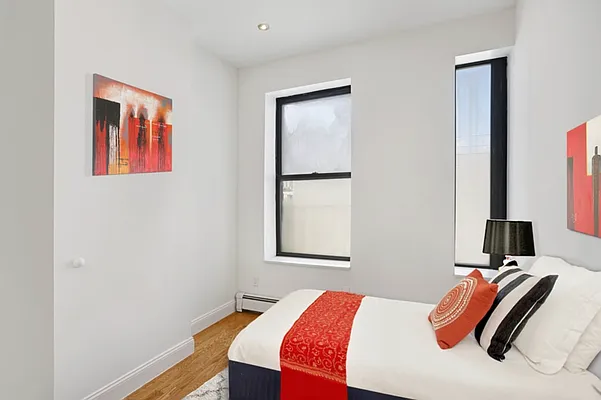 Rented by REZI | media 27