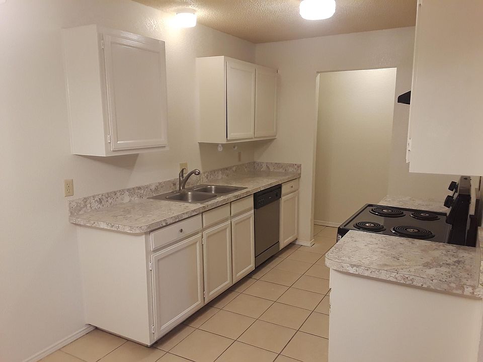 2nd image of 7711 Jamie Renee Ln