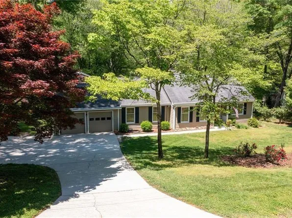 170 Mayfield Cir, Alpharetta, GA 30009