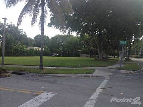 2nd image of 1841 S Bayshore Ln