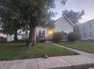 408 W Randolph St, Pinckneyville, IL 62274