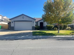 7830 Opal Station Dr, Reno, NV 89506