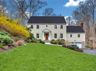 76 Cognewaugh Rd, Cos Cob, CT 06807