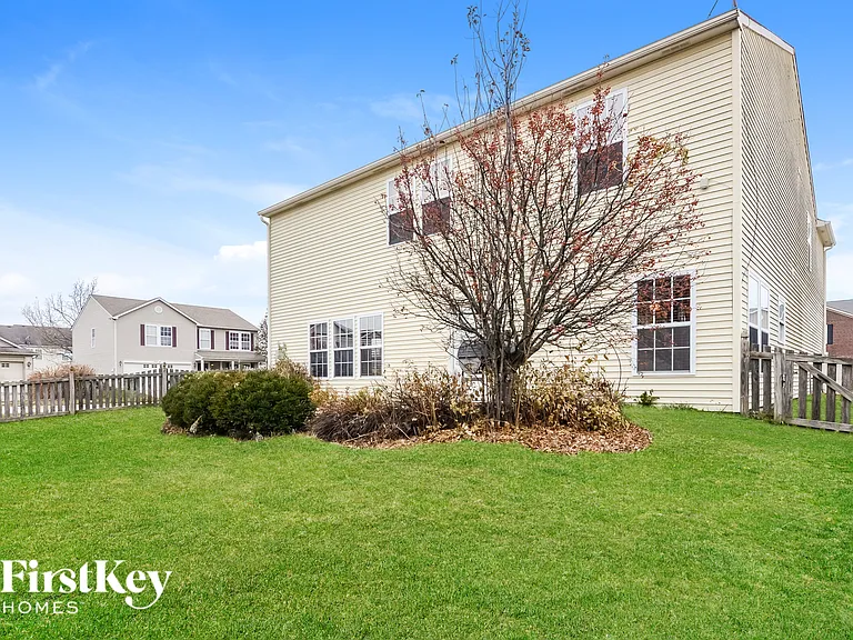 10735 Cyrus Dr — Photo 15