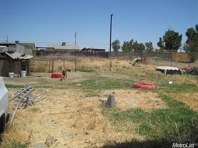 5th image of 7754 Monterey Ave
