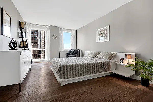 Rented by Cooper & Cooper Real Estate | media 39