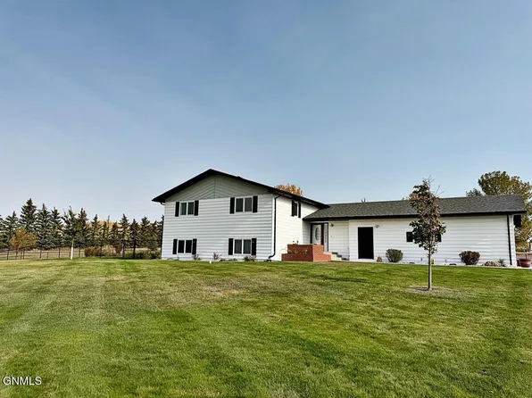 218 37th Ave SE, Williston, ND 58801