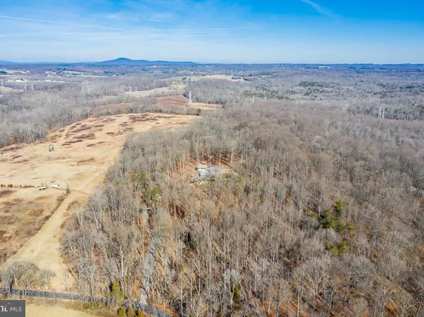 16111 Schaeffer Rd, Boyds, MD 20841