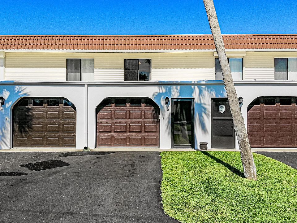 1st image of 8 S Ocean Palm Dr Suite 8