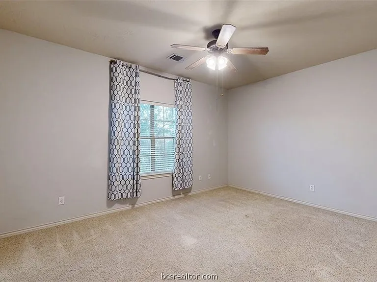 332 Forest Dr — Photo 15