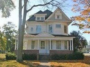 611 W Main St, Woodville, OH 43469