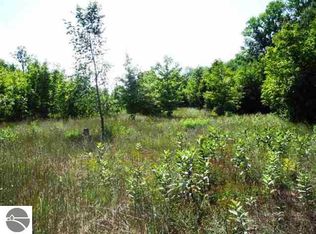 S Bay View Trl, Suttons Bay, MI 49682