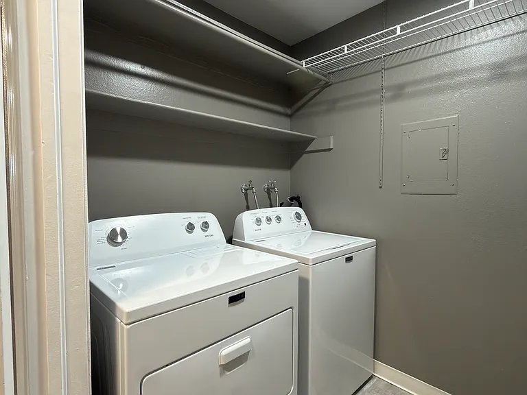 5740 W Virginia Ave — Photo 3