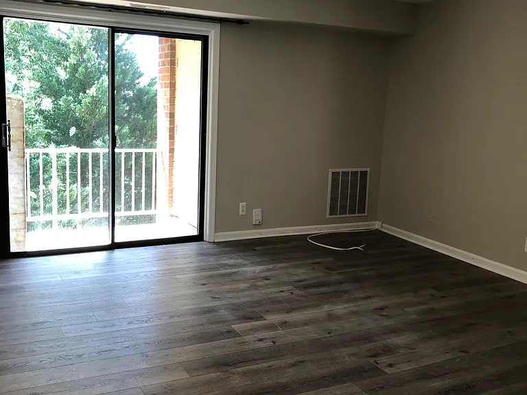 6018 Westchester Park Dr #302 — Photo 13