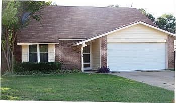 3rd image of 5305 Duchess Ct
