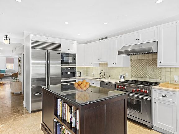 4th image of 128 W 111th St #2