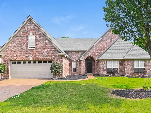 2704 Greencliff Dr, Southaven, MS 38672