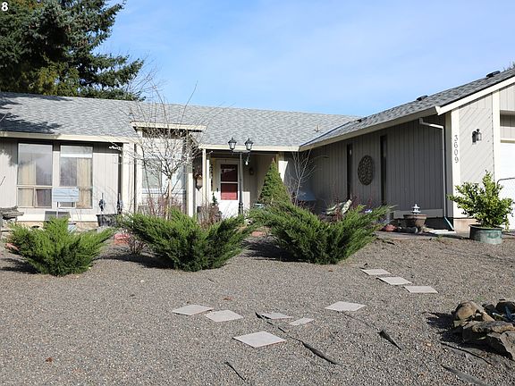 2nd image of 3609 NE 103rd Ave