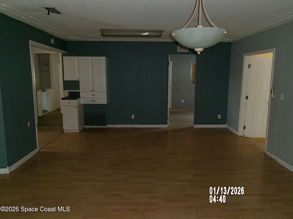 2nd image of 330 Melbourne Ave