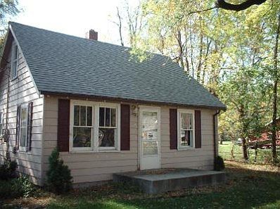 1st image of 607 W Hanawalt St
