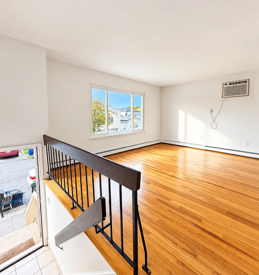 1 bed, $1,650 — Photo 2