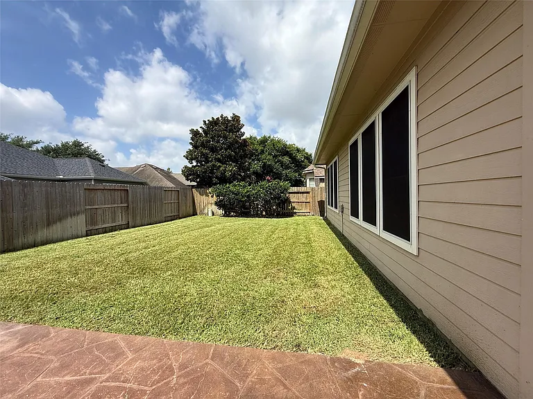 26823 Lakeridge Park Ln — Photo 34