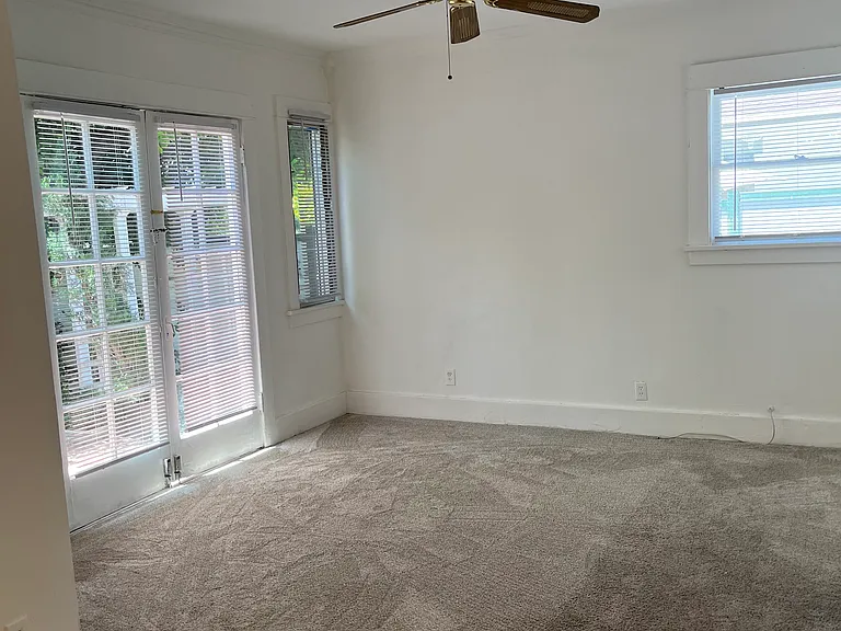 1215 Orange Grove Ave — Photo 4