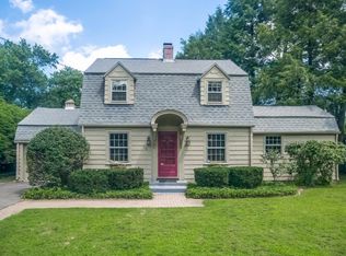 73 Shaker Rd, Longmeadow, MA 01106