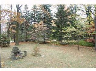 258 Grandview Dr, Greensburg, PA 15601