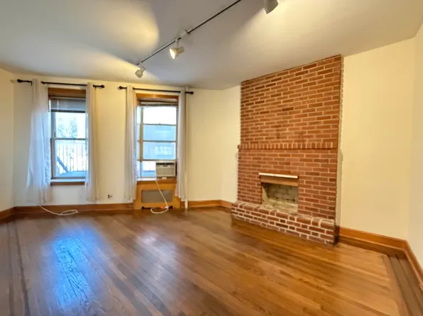 45 8th Avenue image 4 of 12