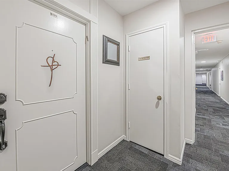 2601 Bellefontaine St #B309 — Photo 26