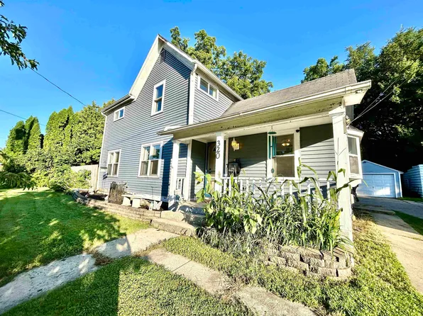 320 E Racine St, Janesville, WI 53545