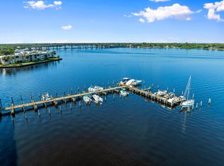 1862 SW Palm City Rd APT 206, Stuart, FL 34994