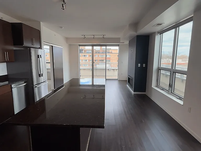 1800 Lake — Photo 30