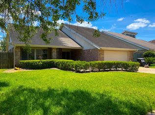 7915 Candlegreen Ln, Houston, TX 77071