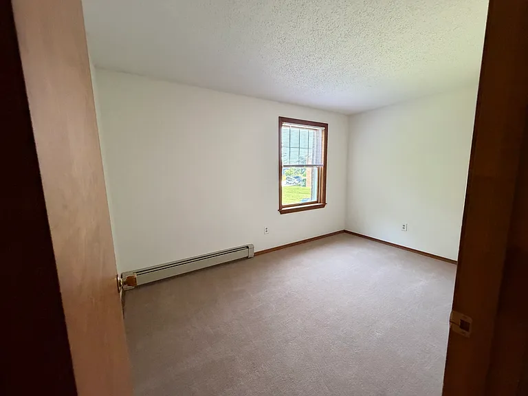 The Highlands Apartments — Photo 15