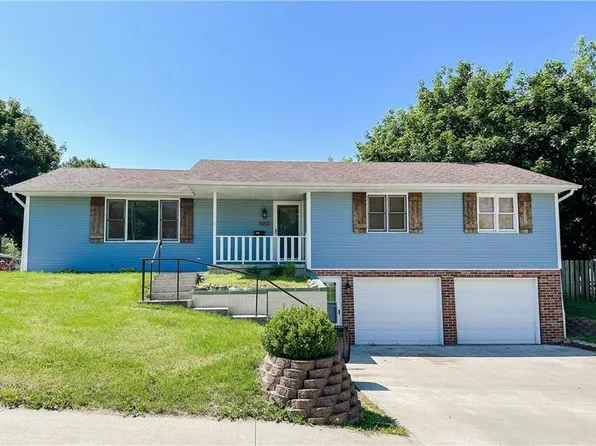 308 W Torrance St, Maryville, MO 64468