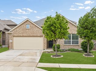 15720 Barton Ridge Dr, Fort Worth, TX 76177
