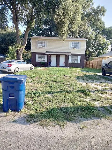2 bed, 1.5 bath, 924 sqft, $1,700 — Photo 1