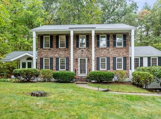 35 Oxbow Ln, Groton, MA 01450