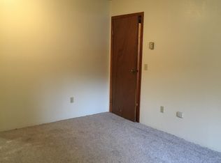 1106 Airline Dr, North Pole, AK 99705
