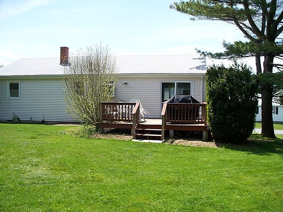 back of house and deck