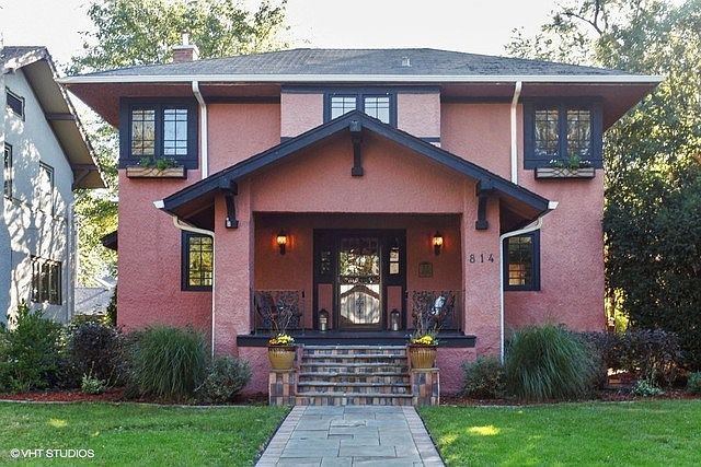 1st image of 814 Fair Oaks Ave