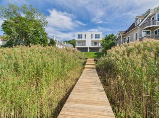 904 Quinnipiac Ave, New Haven, CT 06513