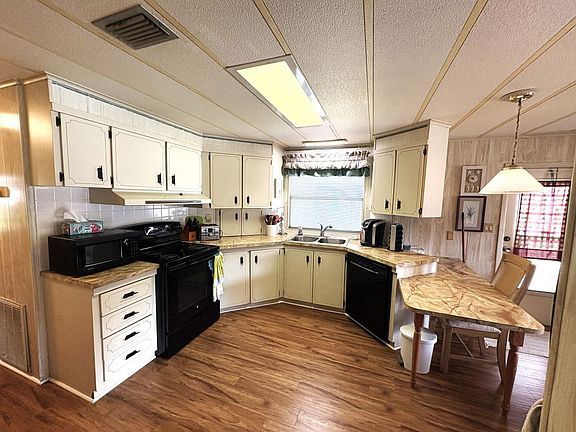 5th image of 10638 SW 27th Ter #806